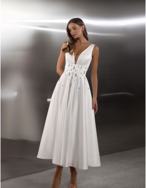 Midi party dress with neckline and embroidered rhinestone...