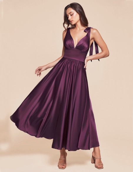 Robe de bal midi en satin avec jupe flottante pour votre invitée