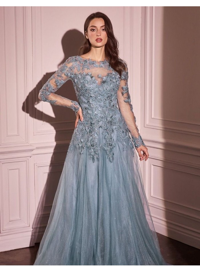 Robe d'invité longue avec corsage brodé et jupe...