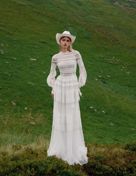 Vestido de novia largo de tul y encaje