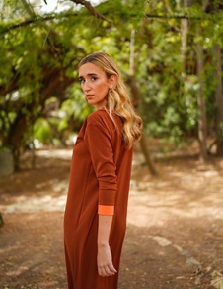 Caftan marron avec fente