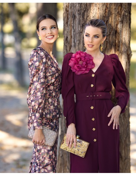 Detachable midi dress with belt and flower detail