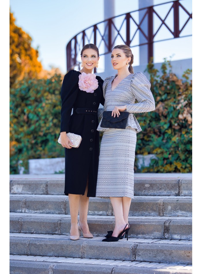 Robe de soirée midi avec détails floraux pour...