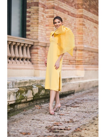 Midi dress with slit, cut-out and maxi bow