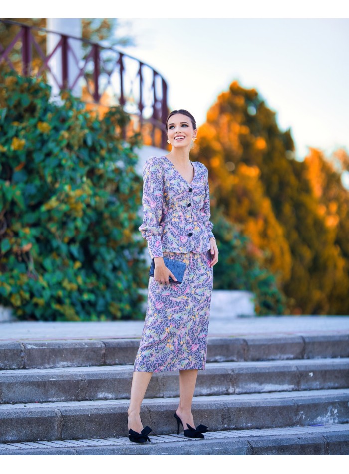 Blusa para invitada estampada con manga...