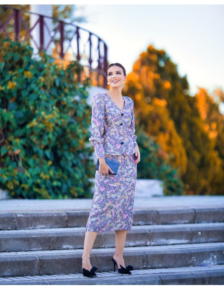 Blouse d'invité imprimée avec manches bouffantes et ceinture
