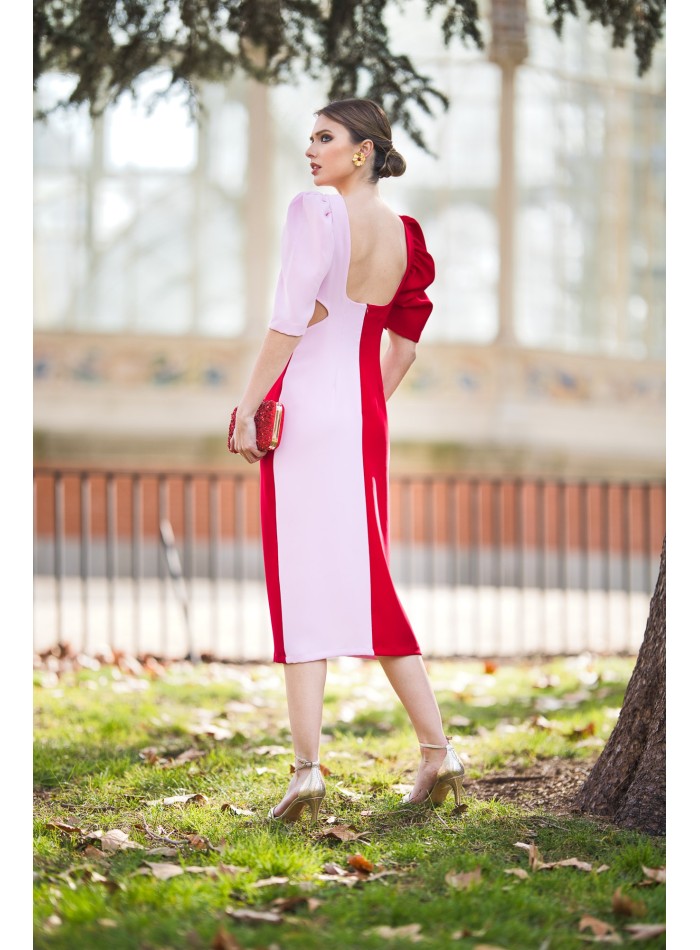 Bicolor midi dress with cut-out for guest