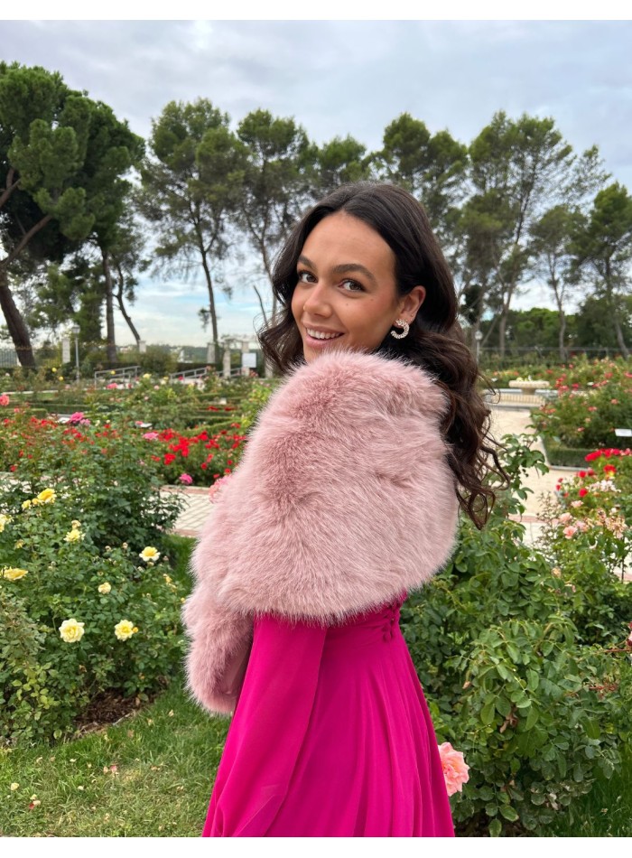 Short vegan fur wrap