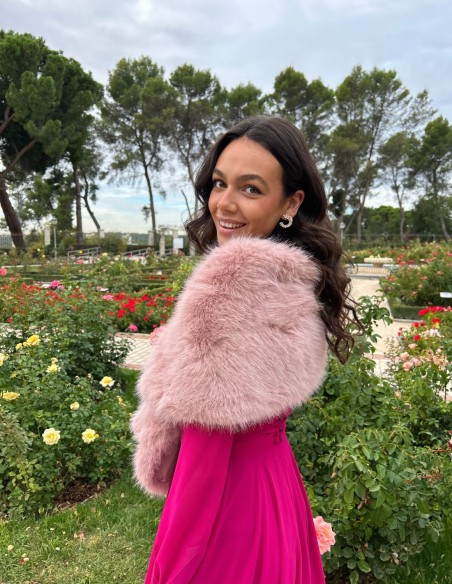 Short vegan fur wrap