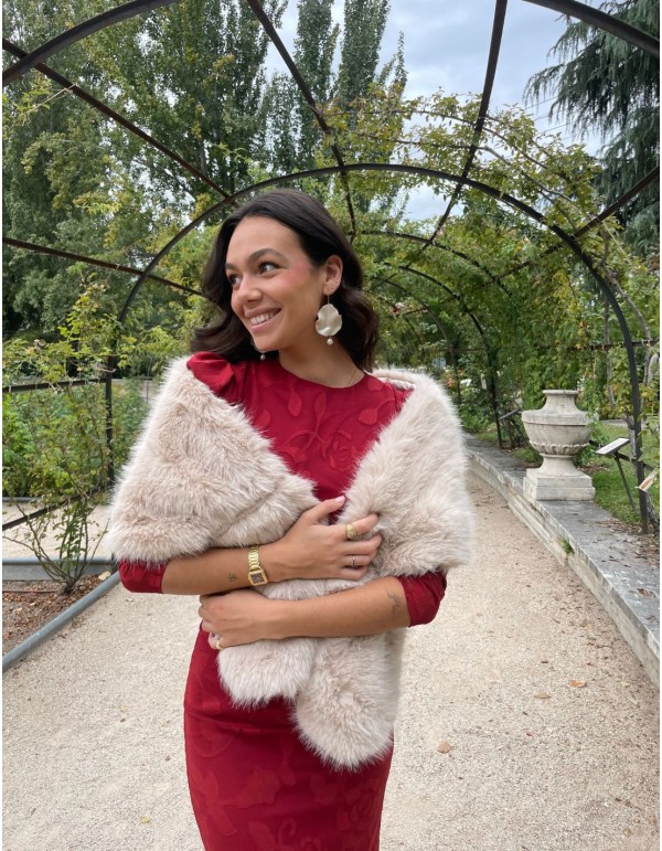 Short vegan fur stole 2