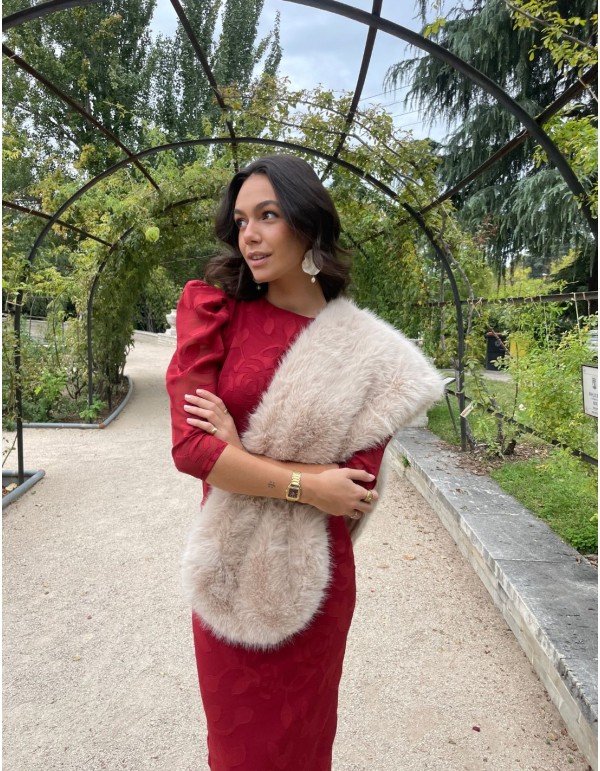 Short vegan fur stole