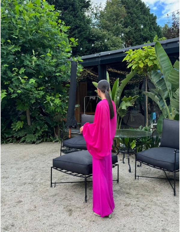 Robe longue avec bretelles spaghetti et cape en... 2