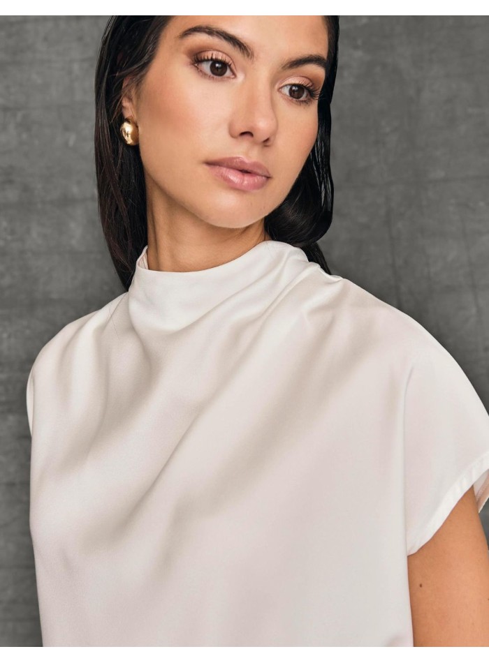 Chemisier en satin écru