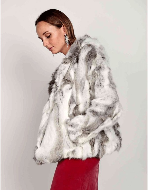 Veste en fourrure de lapin blanche