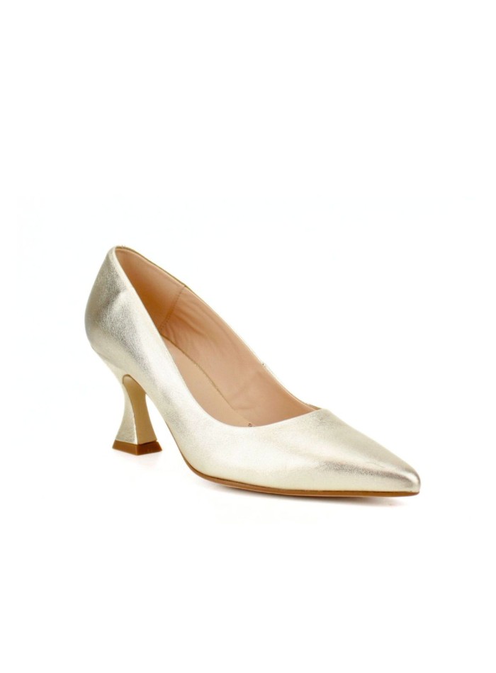 Metallic trapeze style heeled shoe with pointed...