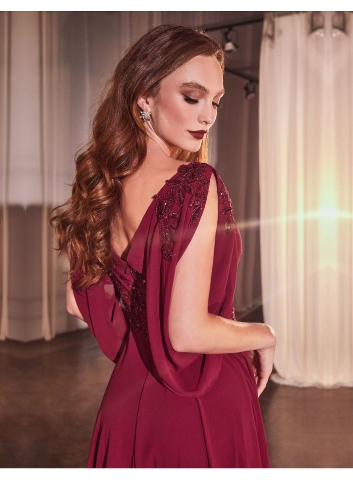 Longue robe d'invité en mousseline de soie avec...