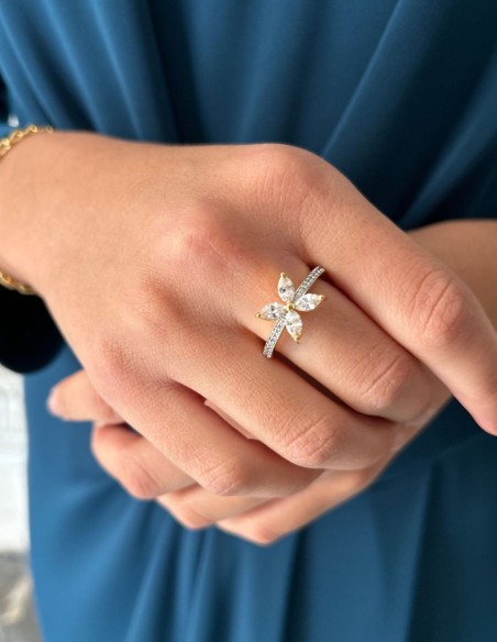 Bague fleur réglable avec zircon