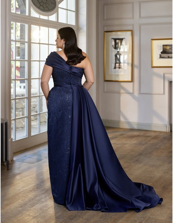 Long party dress with asymmetrical neckline and... 2