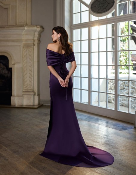Robe de bal longue avec boléro, corset drapé et surjupe amovible