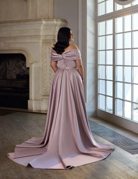 Robe de bal longue avec boléro, corset drapé et surjupe amovible