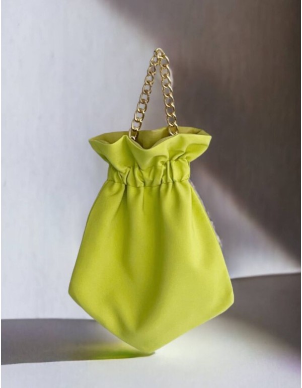 Bolso de fiesta bombonera lisa con cadena corta dorada... 2