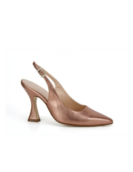 Heeled pumps with metallic bronze finish