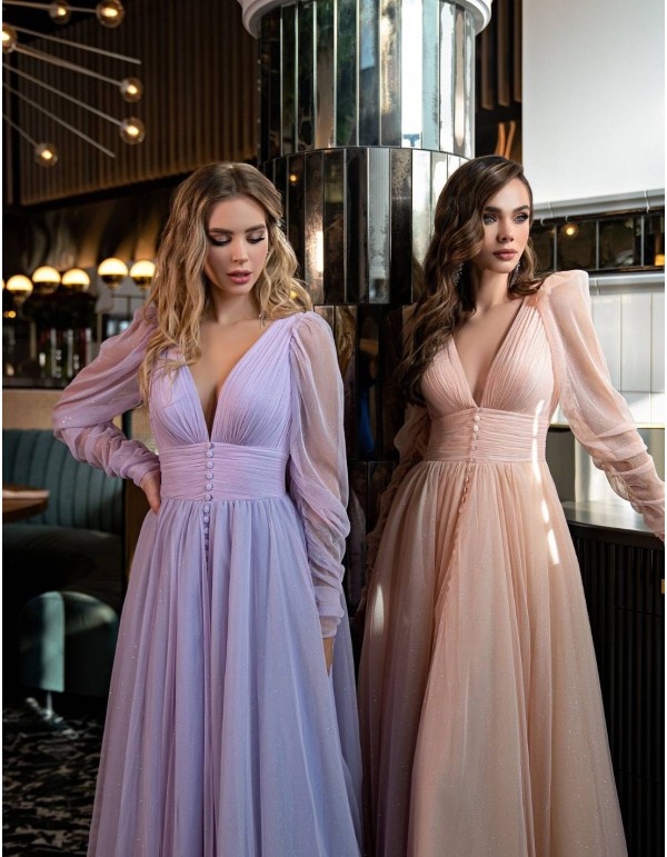 Robe de soirée longue avec encolure plissée et manches...