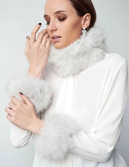 Multiposition Natural Fox Fur Collar and Cuffs