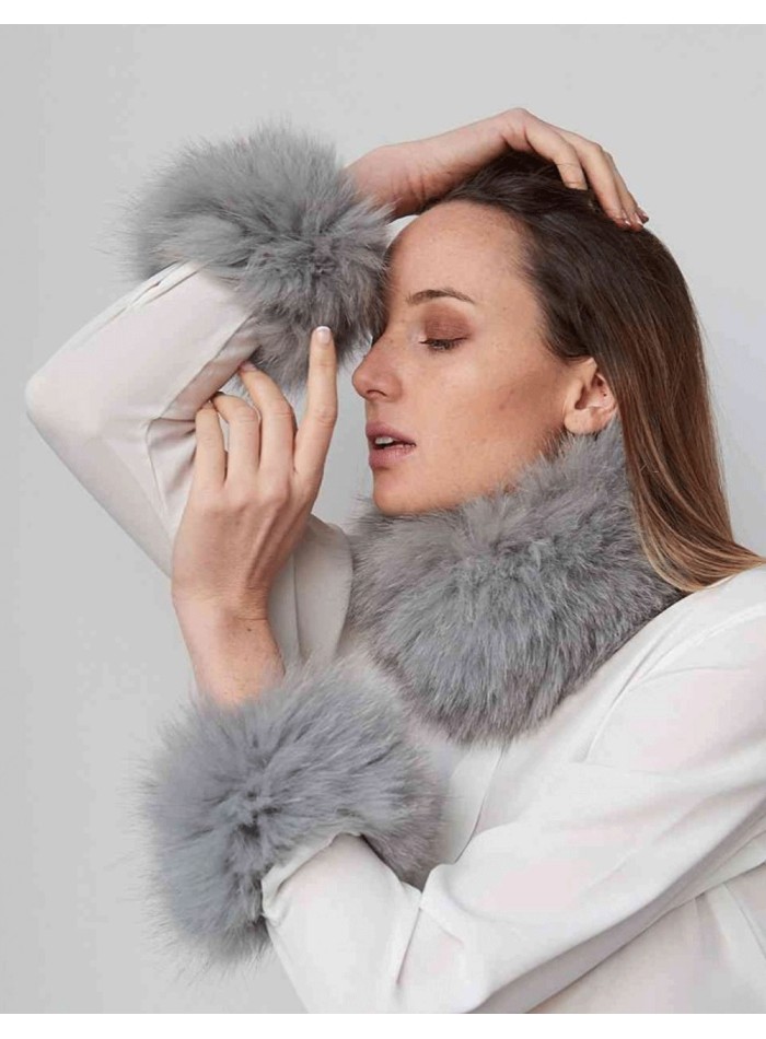 Multiposition Natural Fox Fur Collar and Cuffs