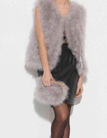 Hand bag with ostrich feathers