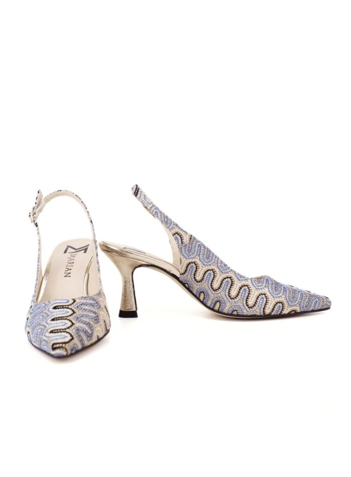 Heeled shoe with printed fabric and metallic heel
