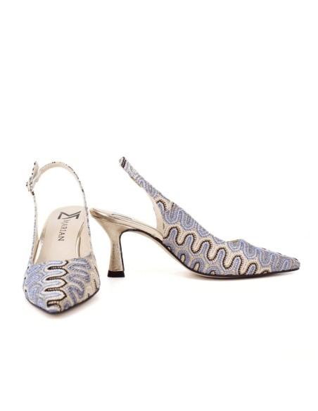 Chaussure à talon en tissu imprimé et talon métallisé