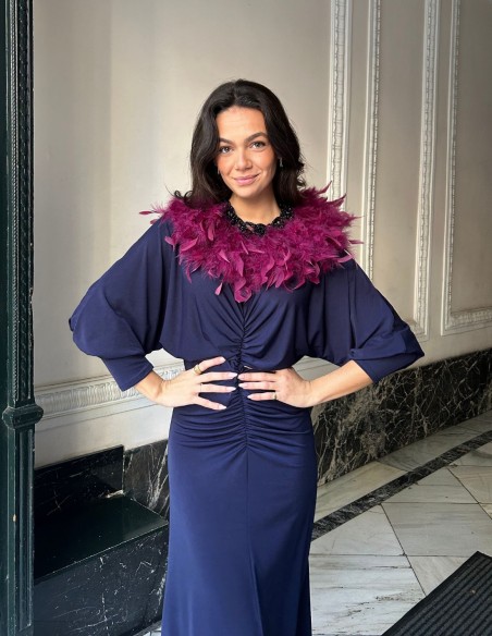 Collar de plumas naturales de marabú