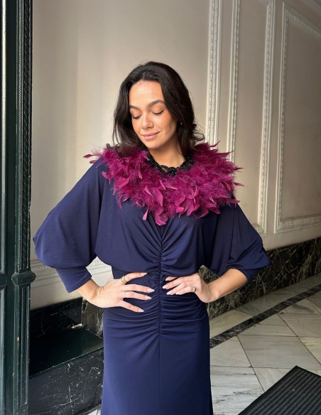 Natural feather collar