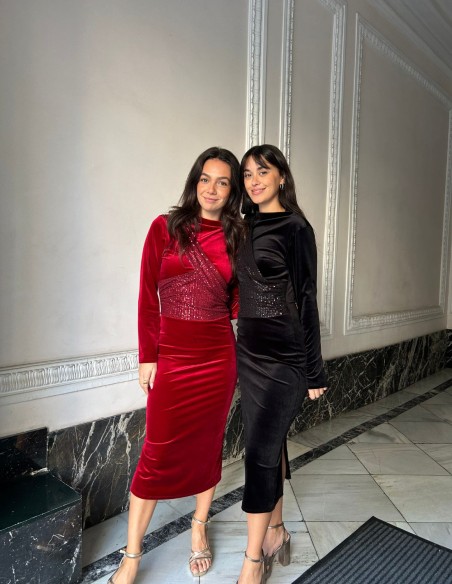 Midi party dress in velvet and sequins