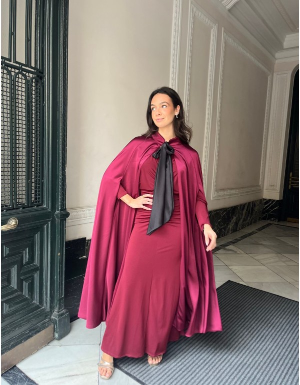 Reversible long event cape with loop 2