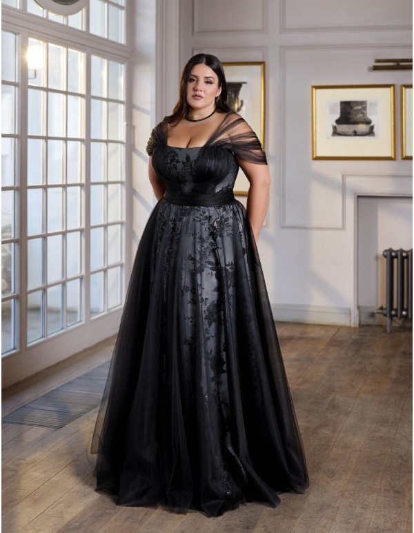 Robe de soirée avec jupe et corsage en tulle