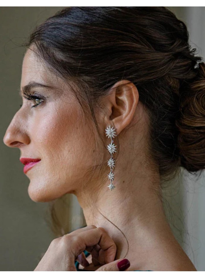Pendientes largos de fiesta con cinco estrellas