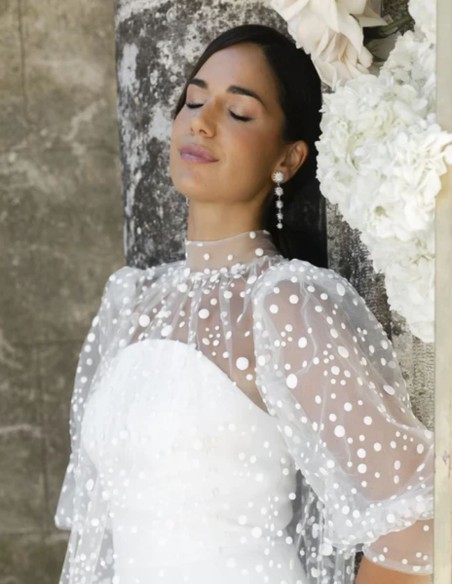 Long party earrings with five stars