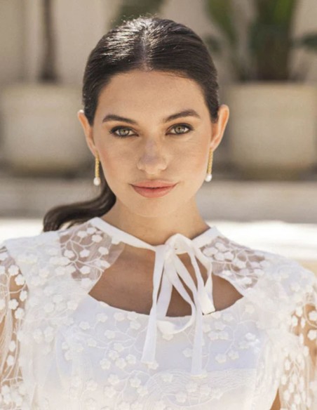 Pendientes largos de cristales y perla