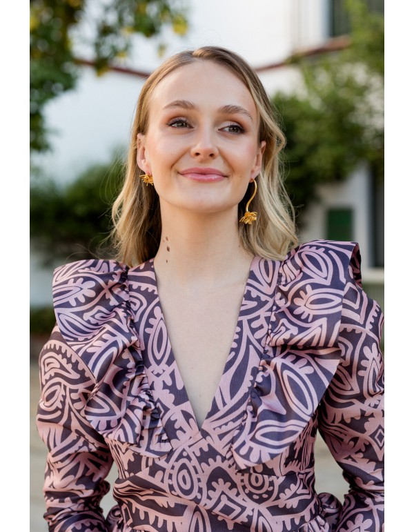 Pink printed blouse with peplum neckline and frill 2