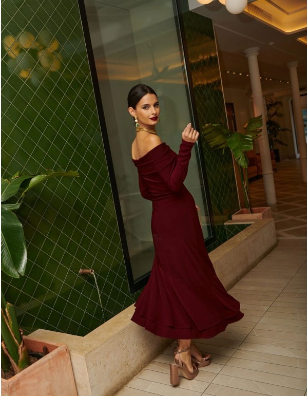 Vestido de fiesta midi con escote barco y falda asimétrica 2