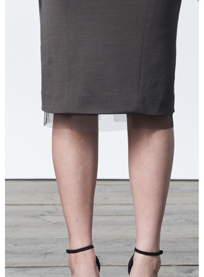 Robe de cocktail ajustée minimaliste avec...