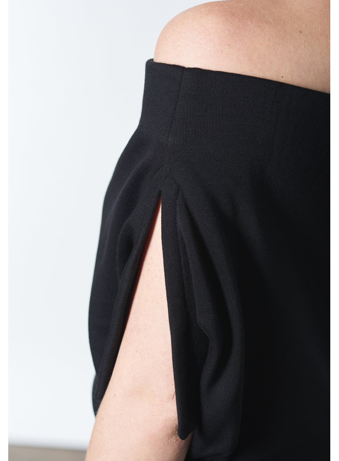 Robe de cocktail en maille avec encolure...