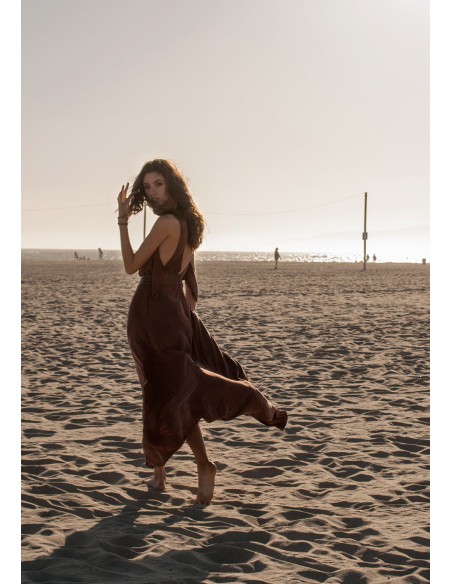 Robe longue avec dos ouvert et ceinture en cuir