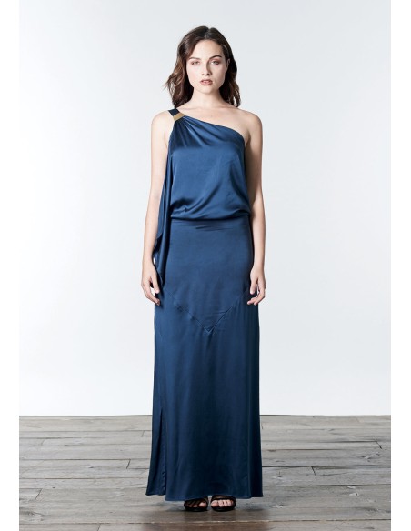 Vestido largo de satén con escote asimétrico