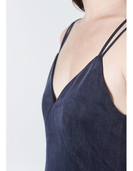 Robe midi avec doubles bretelles et fente latérale