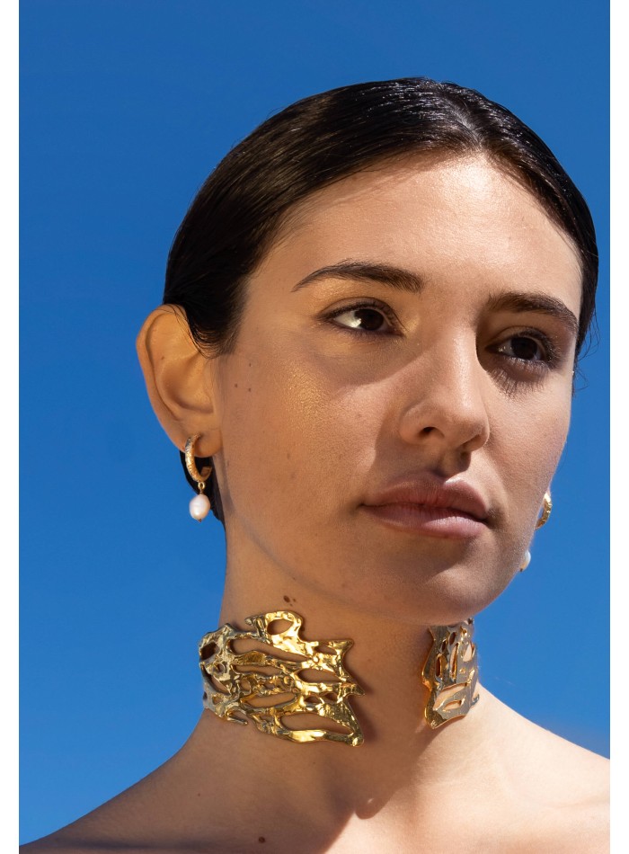 Gold plated earrings with pearl pendants