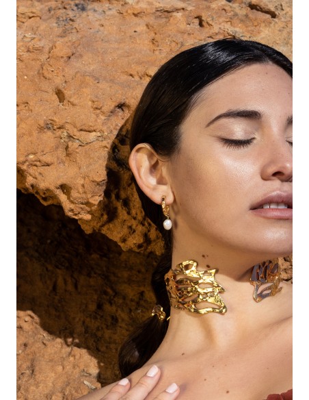 Gold plated earrings with pearl pendants