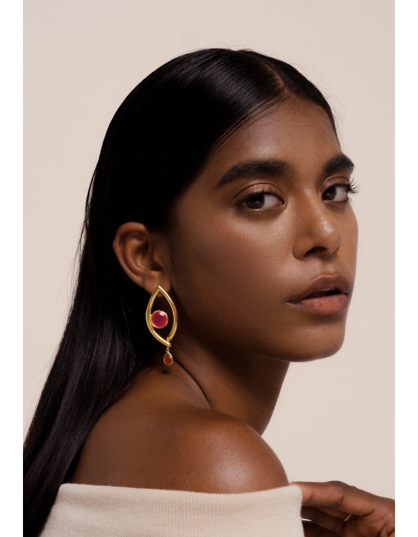 Gold earrings orange eye shape with stone 2